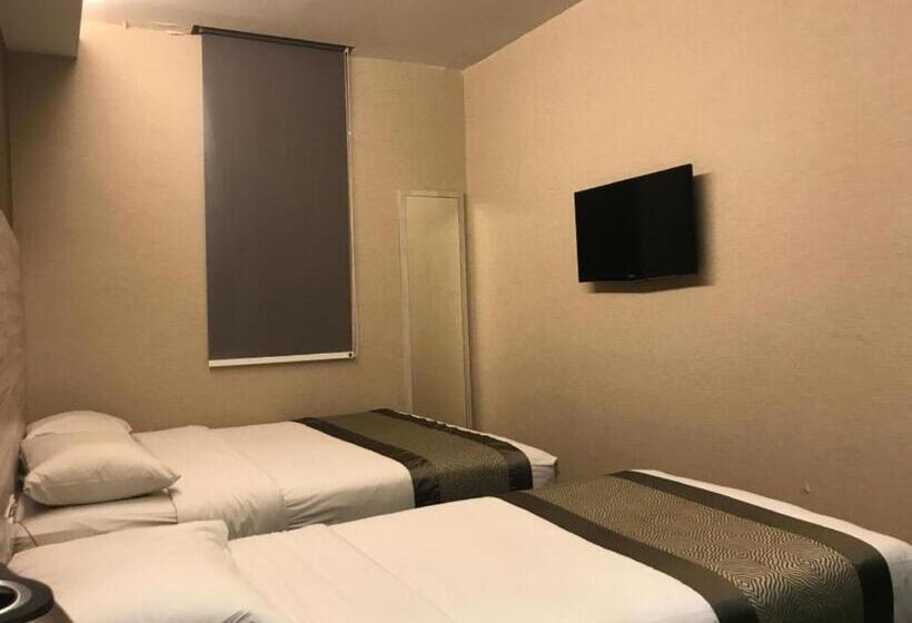Family Suite, Austin Paradise   Pulai Utama