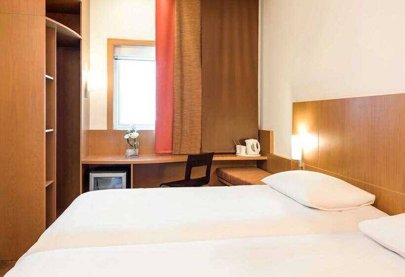 Номер Superior, Ibis Fujairah
