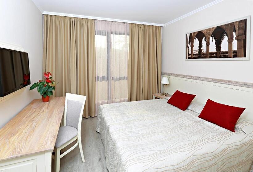 Классический Номер, White Rock Castle Suite Hotel & Spa