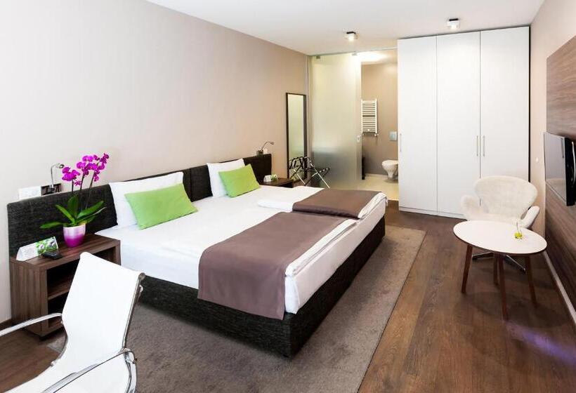 اتاق استاندارد, Adresa Suites
