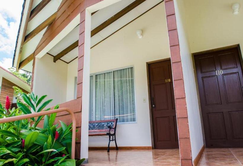 اتاق استاندارد سه نفره, Eco Arenal