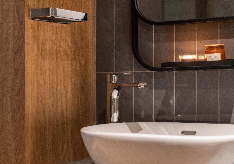 Номер Стандарт, Favehotel Pgc Cililitan