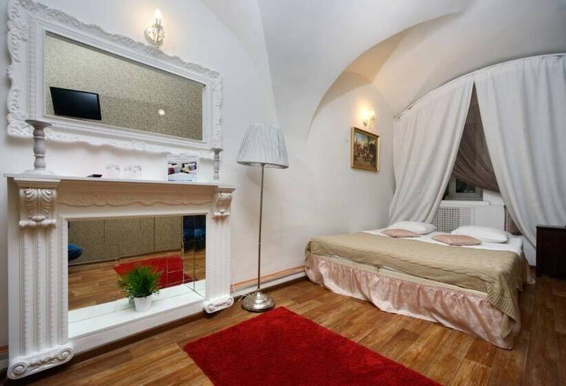 سوییت, City Comfort Hotel At Kitay   Gorod