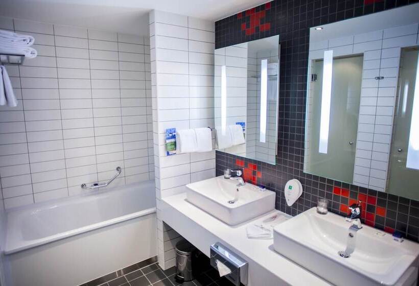 سوییت, Piter Inn Petrozavodsk