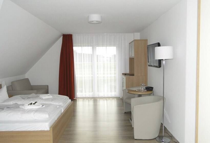 Номер Стандарт, Friesenhof Hotel Restaurant Reitanlage