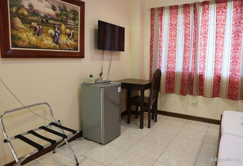 اتاق لوکس با چشم‌انداز دریا, Wellbeach Dive Resort