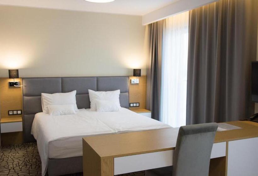 استودیوی استاندارد, Aparthotel Termy Uniejów