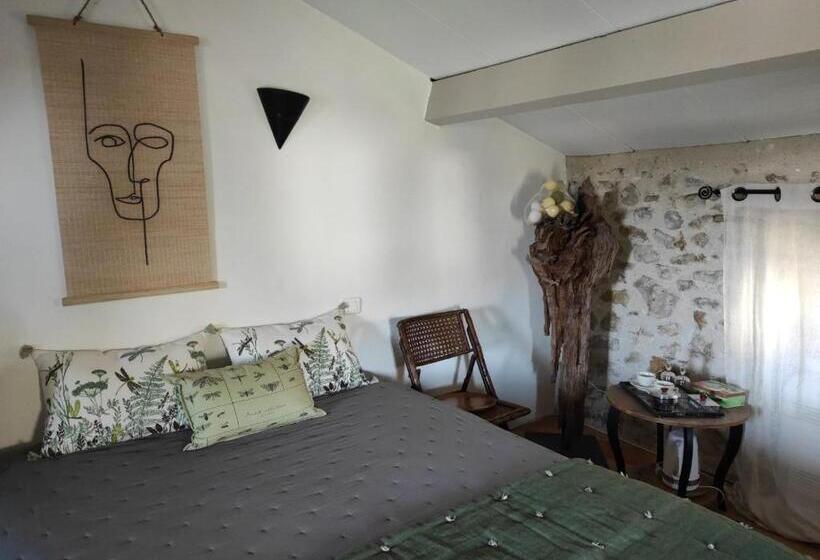 اتاق استاندارد با تراس, Chambres Du Clocher