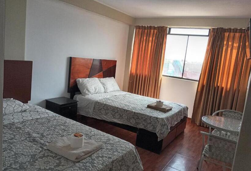 اتاق خانوادگی, Pisco Hotel Corina