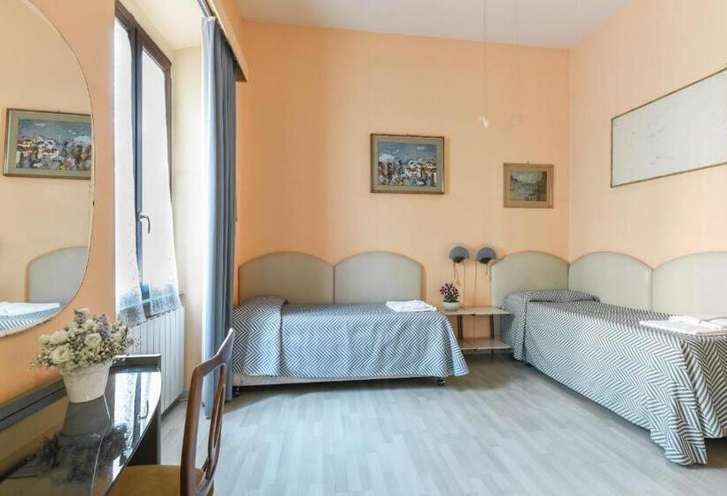 Номер Стандарт Трехместный, A Roma San Pietro Best Bed
