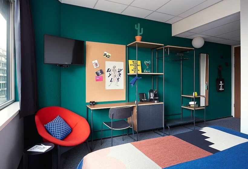 اتاق سوپریور, The Social Hub Amsterdam West