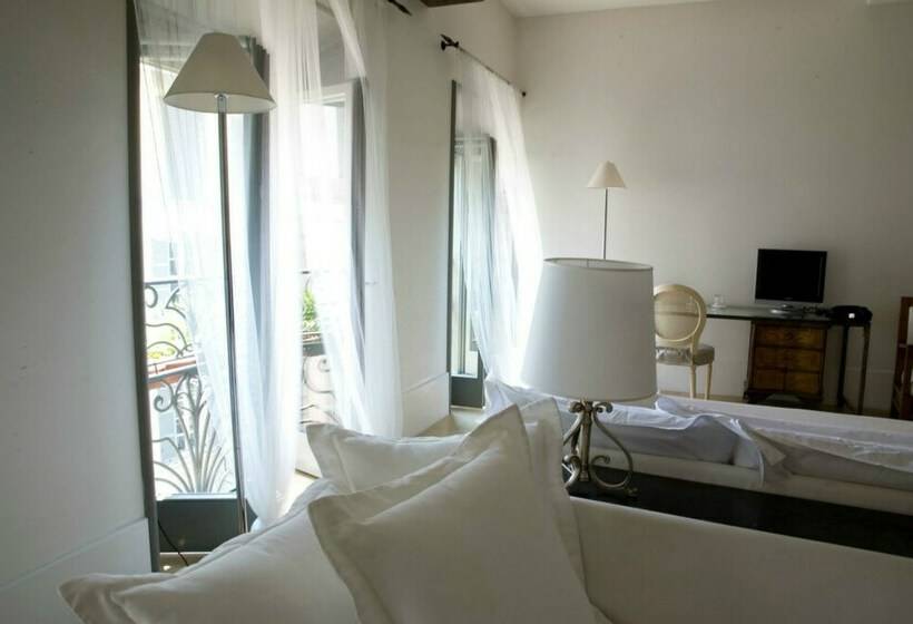 سوییت, Milano Suites