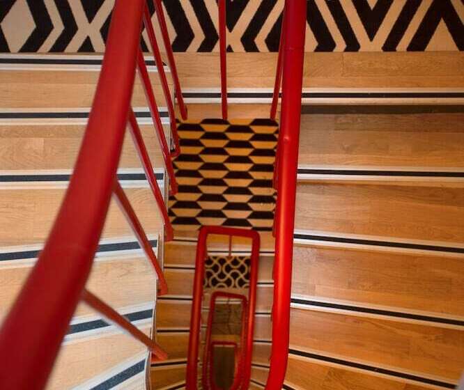 デラックスルーム, Hôtel Crayon Rouge