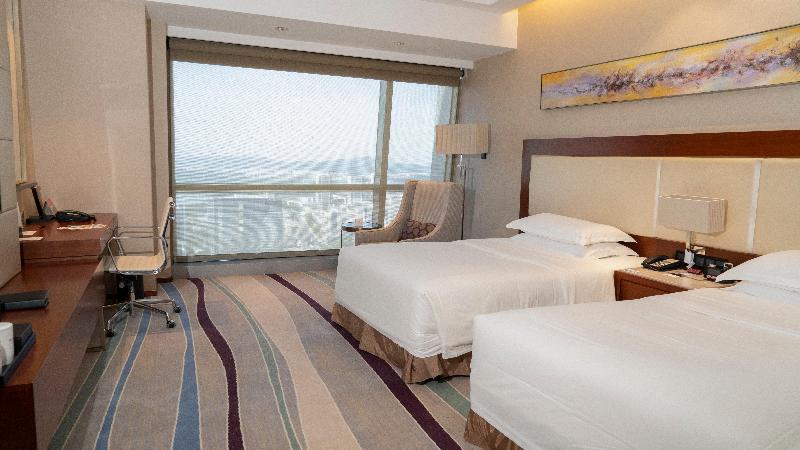 اتاق استاندارد با چشم‌انداز دریاچه, Crowne Plaza Wuxi Taihu, An Ihg