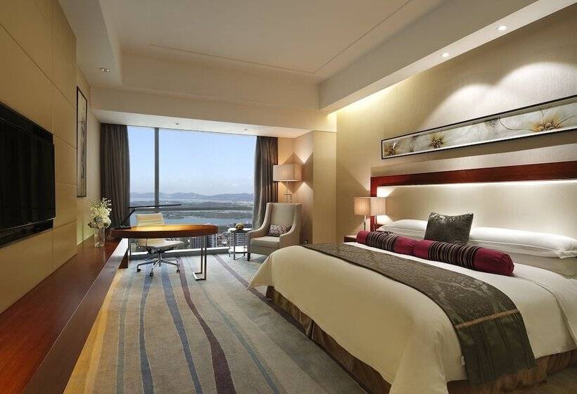 اتاق استاندارد با چشم‌انداز دریاچه, Crowne Plaza Wuxi Taihu, An Ihg