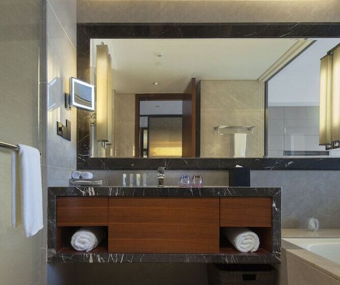 اتاق استاندارد با چشم‌انداز شهر, Crowne Plaza Wuxi Taihu, An Ihg
