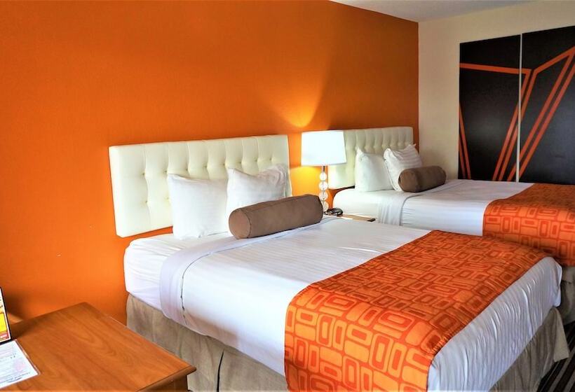Номер Стандарт 2 Двуспальные Кровати, Howard Johnson By Wyndham Greensboro Near The Coliseum