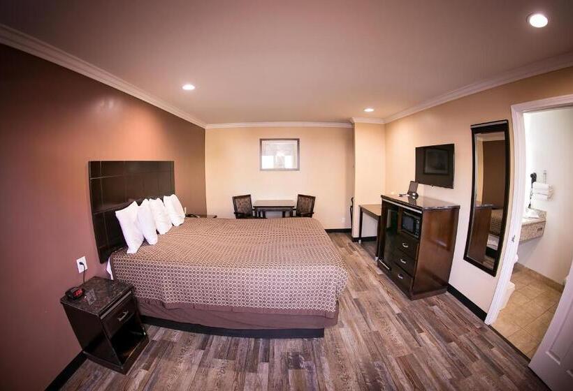 Quarto Estandar Cama King, Rodeway Inn & Suites