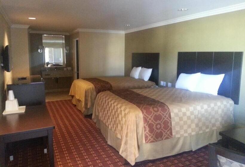 Quarto Estandar, Rodeway Inn & Suites