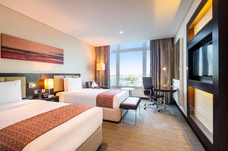 اتاق استاندارد با چشم‌انداز استخر, Holiday Inn Alseeb Muscat, An Ihg
