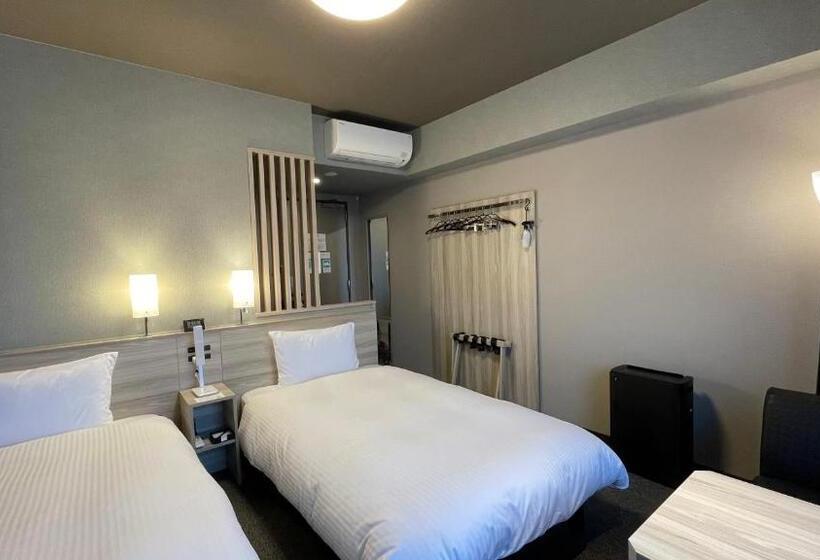 Quarto Estandar, Route Inn Toyama Ekimae