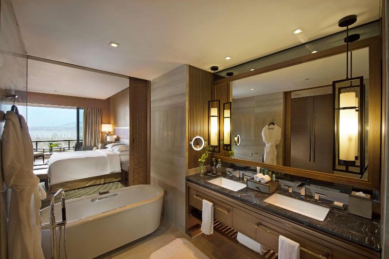 سوئیت با تخت بزرگ, Hilton Wuhan Optics Valley