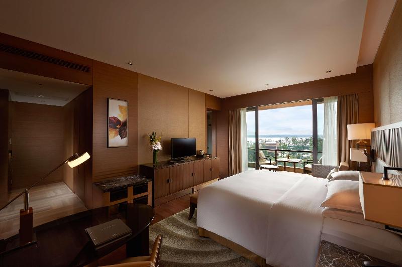 اتاق استاندارد با تخت بزرگ, Hilton Wuhan Optics Valley