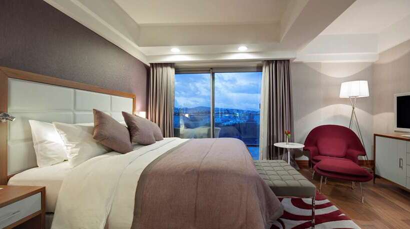 سوییت لوکس, Hilton Wuhan Optics Valley