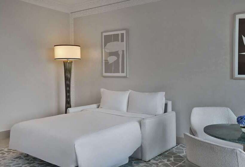 سوئیت با تخت بزرگ, Hilton Wuhan Optics Valley