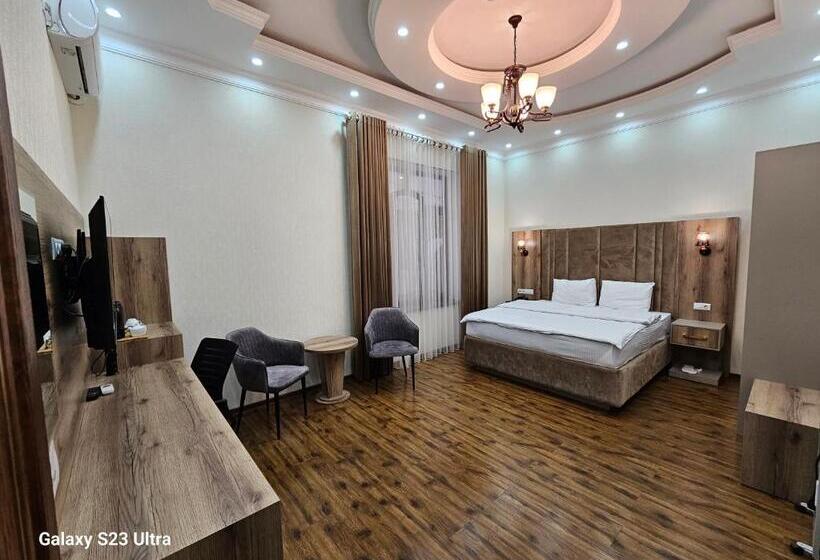 اتاق لوکس, Sharq