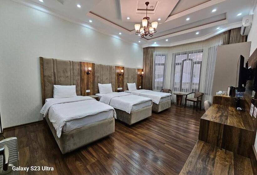 اتاق لوکس سه تخته, Sharq