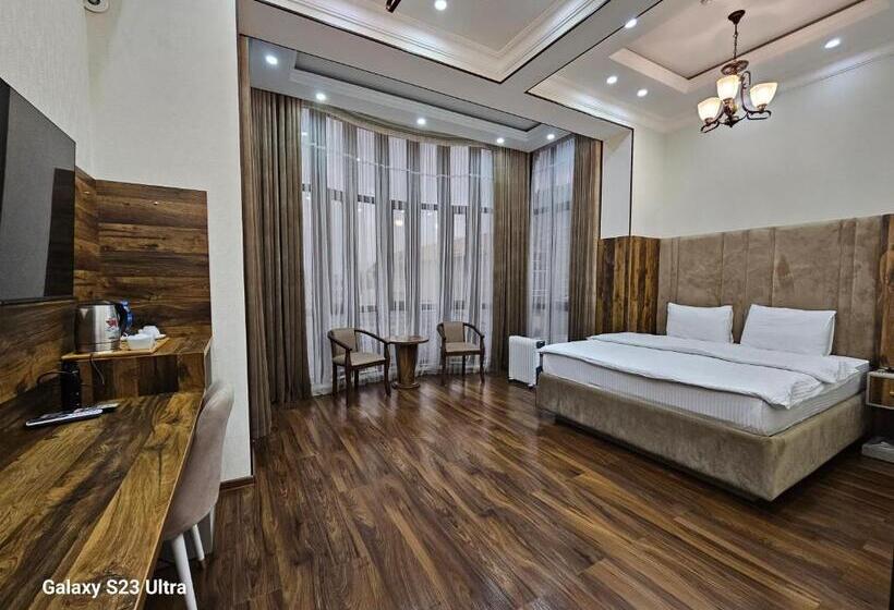 سوییت جونیور, Sharq