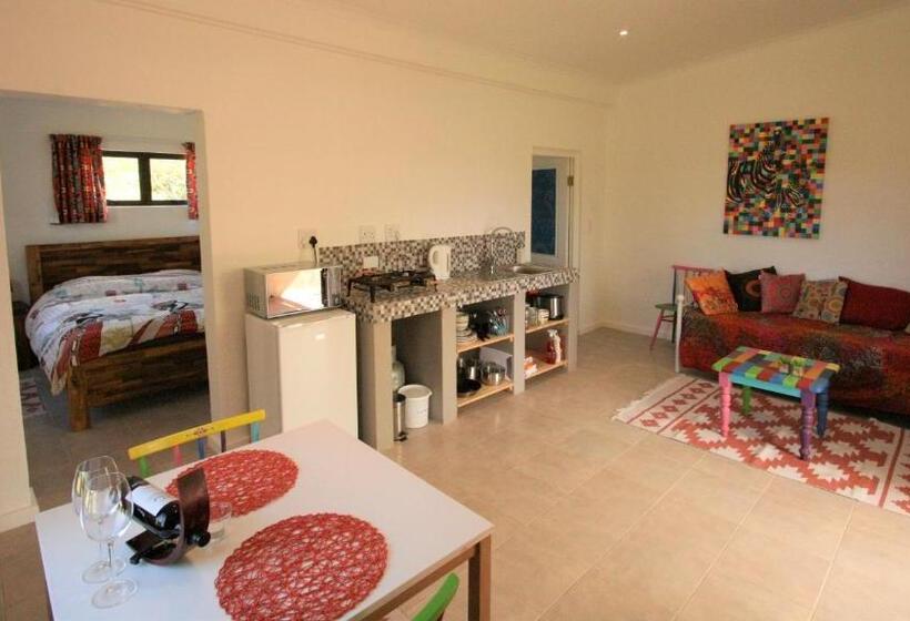 סטודיו סטנדרט עם נוף, Colourful Bnb