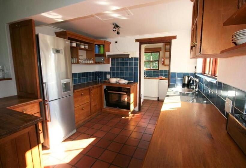 Семейный Номер, Colourful Bnb