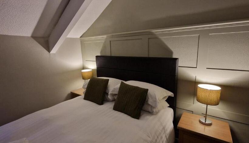 Quarto Estandar, Glencoe Guest House