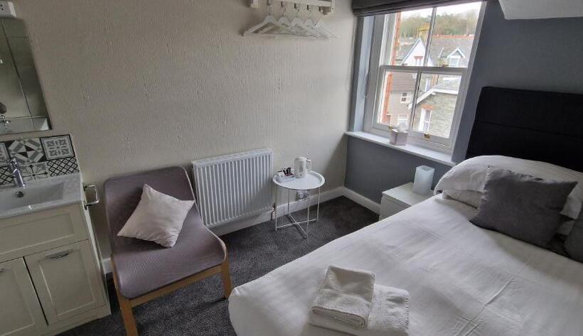 Quarto Estandar Individual, Glencoe Guest House