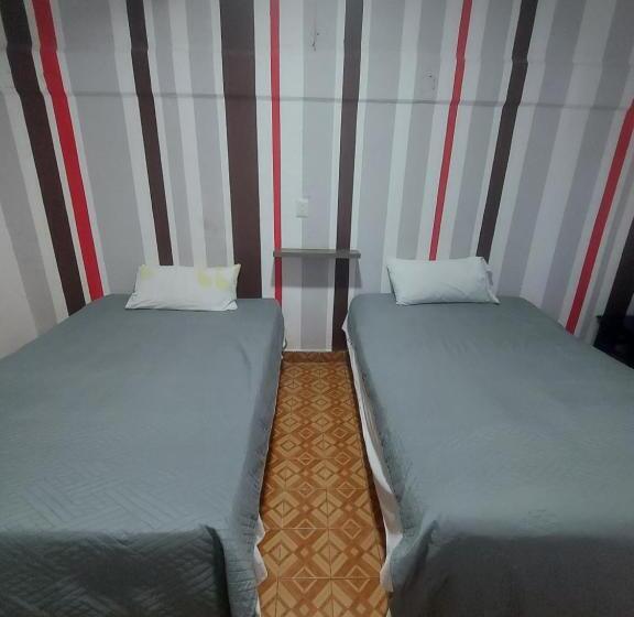 Quarto Estandar, El Ancla