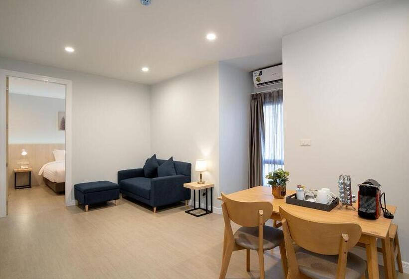 주니어 스위트, The Pride Hotel Phitsanulok