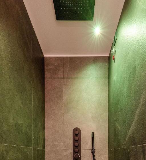 디럭스 스위트, Nidaris   Luxury Private Spa Suites