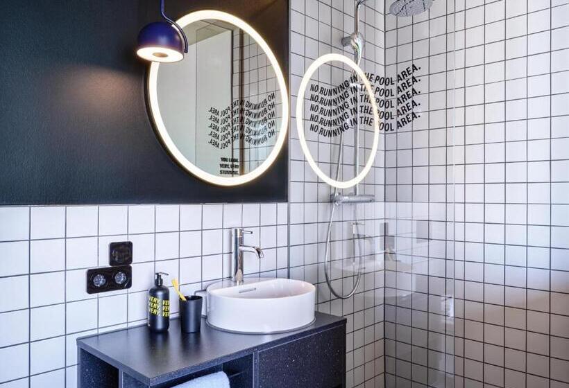 استودیوی استاندارد, Stayery Cologne Ehrenfeld