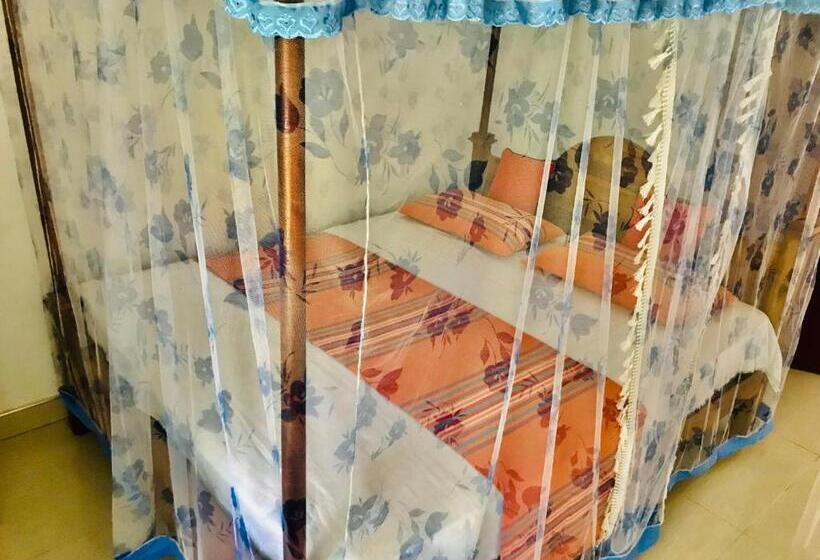 חדר אקונומי, Charitha Rest