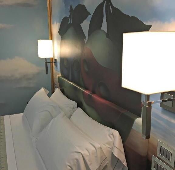 Люкс, Guglielmotel