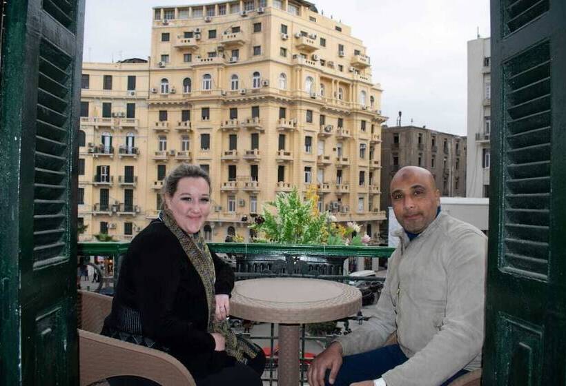 اتاق لوکس چهار تخته, Cairo Inn