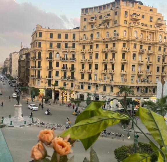 اتاق لوکس چهار تخته, Cairo Inn