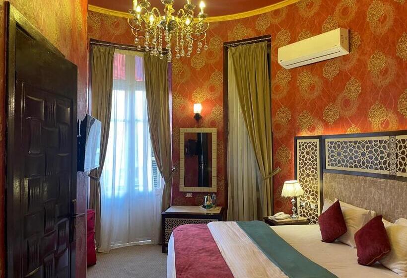 اتاق لوکس با بالکن, Cairo Inn