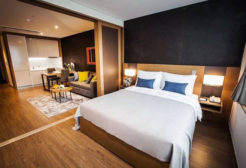 Номер Премиум, Fraser Place Namdaemun Seoul