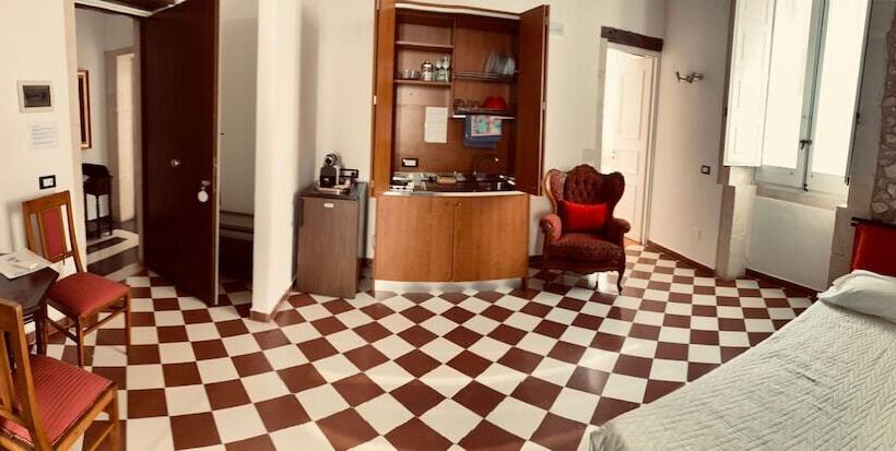 Люкс Повышенной Комфортности, Lakkios Charming Suites And Rooms