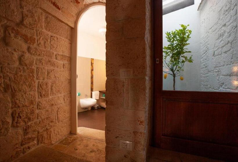 带按摩浴盆的套房, Le Alcove   Luxury Hotel Nei Trulli