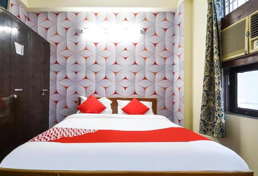 Quarto Deluxe, O Pragati Inn