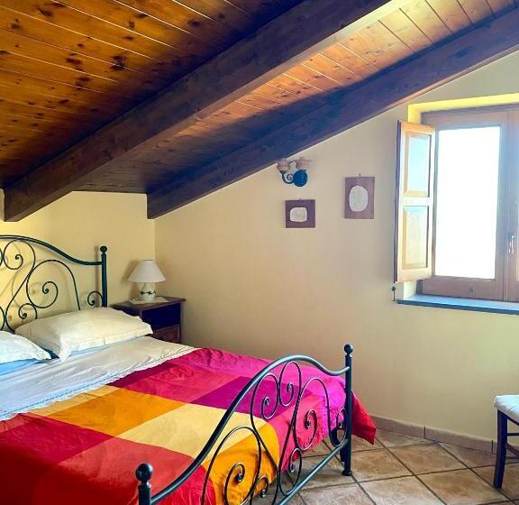 Номер Стандарт Вид на Море, Agriturismo L'olivara